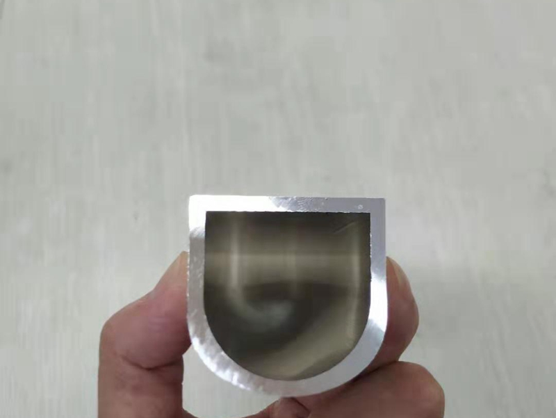 上海鋁型材廠(chǎng)家定制半圓形鋁合金型材 非標鋁管生產(chǎn)